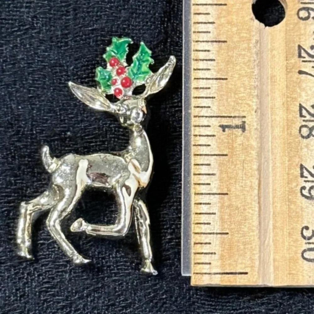 Vintage GERRY'S Reindeer Brooch Holly Gold Tone Christmas Deer Pin
